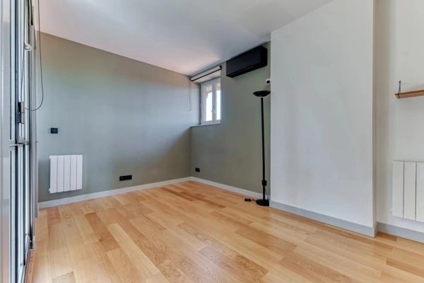 À louer – Duplex meublé d’exception de 168 m² dans une demeure bourgeoise du XVIIᵉ siècle – Écully