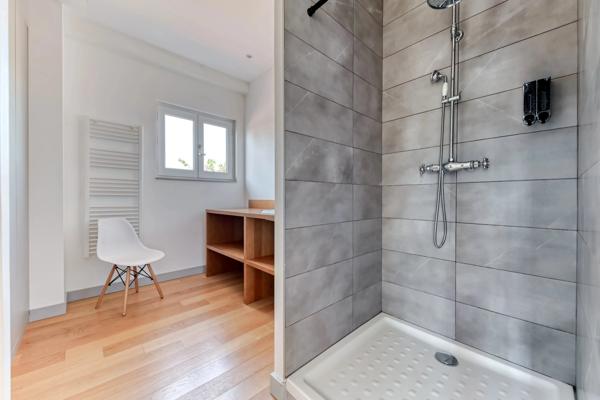 À louer – Duplex meublé d’exception de 168 m² dans une demeure bourgeoise du XVIIᵉ siècle – Écully