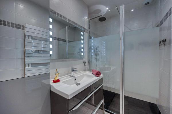 Maison  Individuelle 6 Pièces  123 m²      38430  VOREPPE