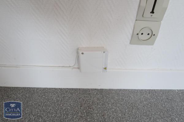 Appartement à louer 1 pièce 23.83m² Saint-Quentin (02100)