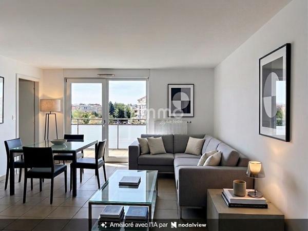 Appartement 3 pièces- terrasse (coup de coeur)