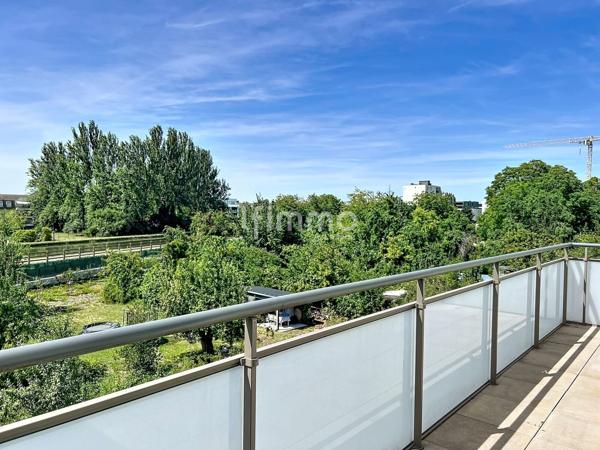 Appartement 3 pièces- terrasse (coup de coeur)