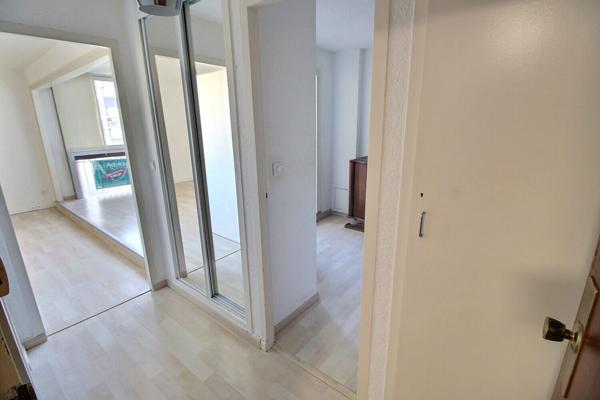 À VENDRE - PERPIGNAN APPARTEMENT DE 40m2 AVEC PLACE DE PARKING