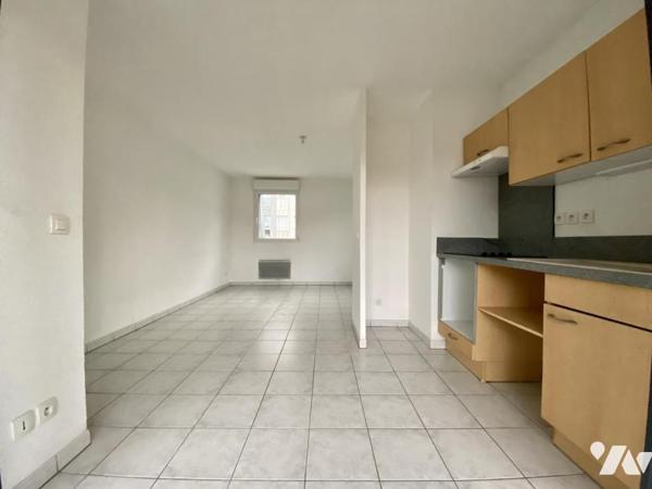 ANZIN : DUPLEX F2 - Place de parking - résidence 2007 sécurisée