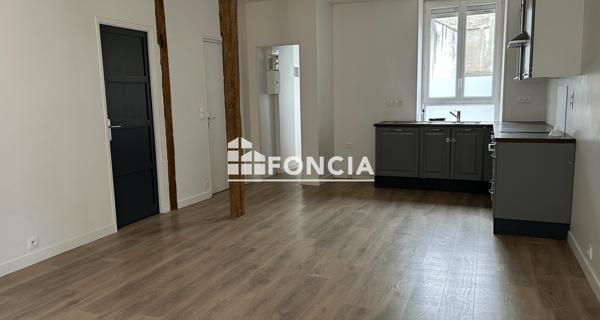 Location Appartement 3 pièces 73.26 m² - Fontainebleau 77300