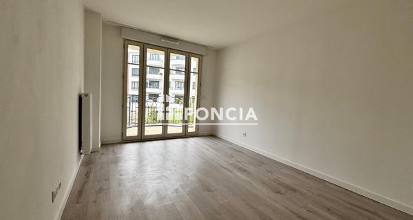 Location Appartement 3 pièces 59.9 m² - Clamart 92140