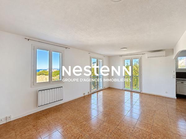 Six Fours Les Plages-CORNICHE  DU RAYOLET. Bien immobilier atypique avec vue mer exceptionnelle et très fort potentiel locatif