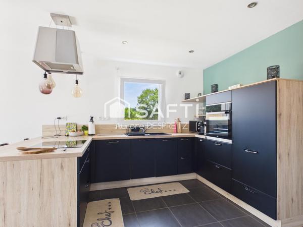 Saint-Martin-des-Champs – Maison contemporaine de 2021, 111 m², 4 chambres, vie de plain-pied