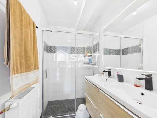 Saint-Martin-des-Champs – Maison contemporaine de 2021, 111 m², 4 chambres, vie de plain-pied