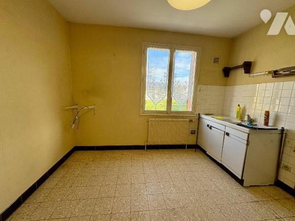 A vendre à SALBRIS (41),  plain-pied de 70 m² qui offre une vraie qualité de vie dans un quarti...