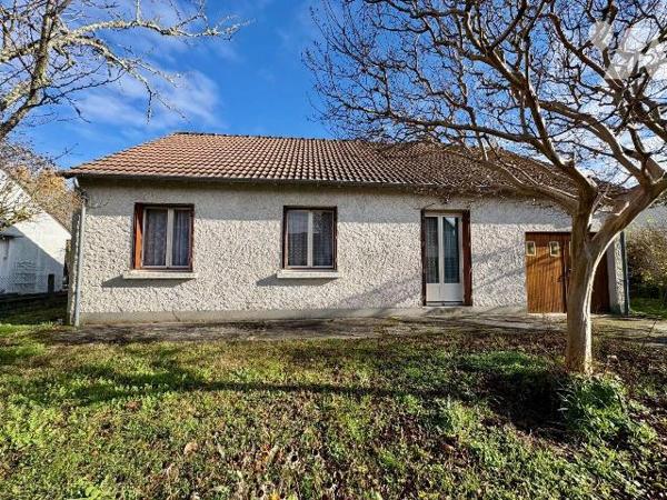 A vendre à SALBRIS (41),  plain-pied de 70 m² qui offre une vraie qualité de vie dans un quarti...