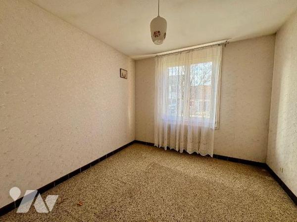 A vendre à SALBRIS (41),  plain-pied de 70 m² qui offre une vraie qualité de vie dans un quarti...