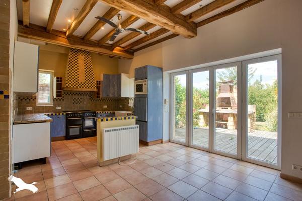 Maison à vendre |  Le Bugue |  8 pièces | 288 m²