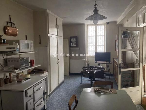 Vente Maison de ville 14 pièces 266 m2 à Matha