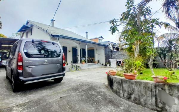 Maison à vendre    4 pièces •  Saint-Louis