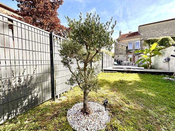 Charmante Maison à Vendre à Lunéville - 4 Chambres et Jardin avec piscine !