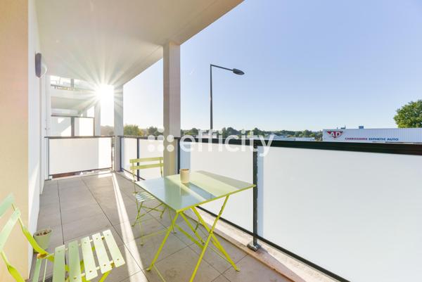 Appartement
         3 pièces
        - 62 m² Exclusivité 253 000 €*