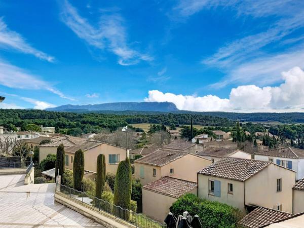 Bel appartement T3 de 66m2 avec terrasse et garage