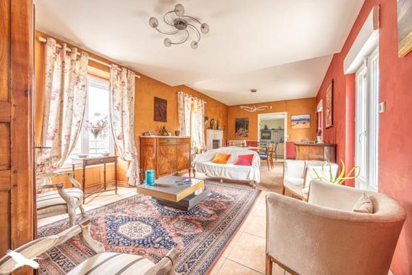 Maison à vendre |  Saint-Maixent-l'École |  7 pièces | 163 m²