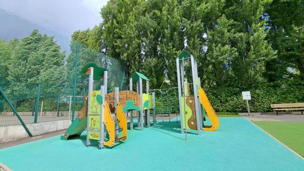 Appartement Fontenay Le Fleury 4 pièce(s)