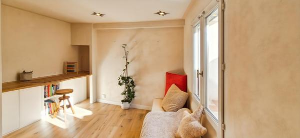 Maison de charme avec terrasse et garage à Pertuis