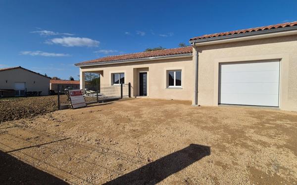 Maison à louer    4 pièces • 107 m2 Viviers-lès-Montagnes