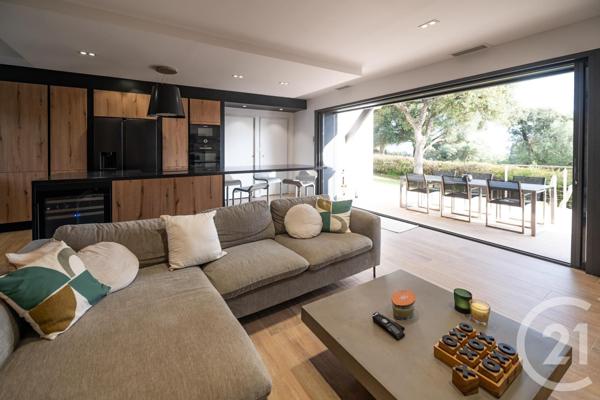 Maison à vendre  5 pièces - 108,08 m2 LE LAVANDOU - 83