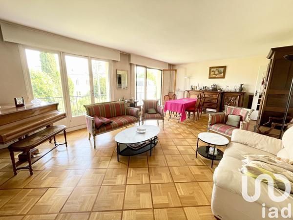 Appartement 4 pièces de 101 m² à Chatou (78400)