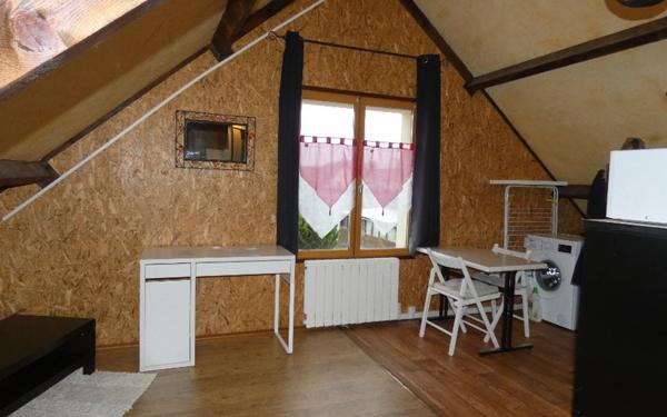 Appartement à louer    1 pièce •  Brasles