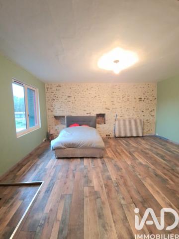 Maison à vendre 5 pièces 250 m² Saint-Amand-en-Puisaye