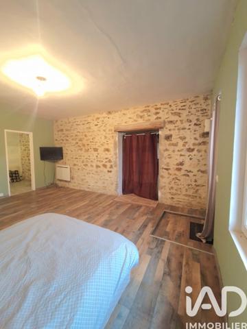 Maison à vendre 5 pièces 250 m² Saint-Amand-en-Puisaye