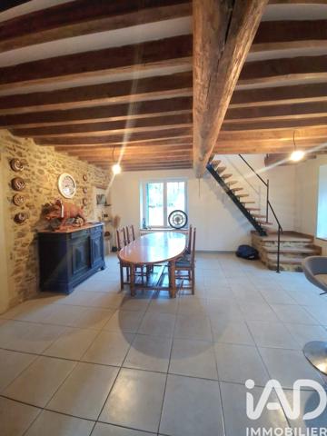 Maison à vendre 5 pièces 250 m² Saint-Amand-en-Puisaye