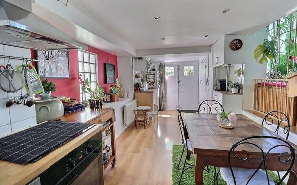 Maison à vendre    3 pièces •  Chaville