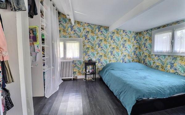 Maison à vendre    3 pièces •  Chaville