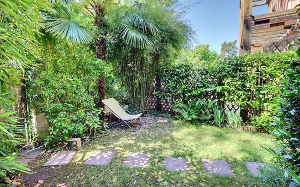 Maison à vendre    3 pièces •  Chaville