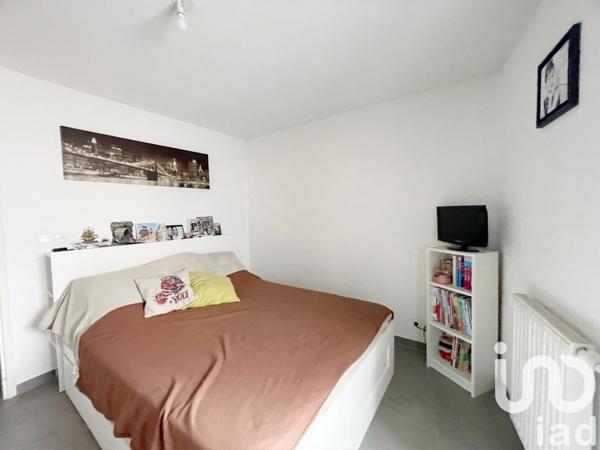 Appartement 2 pièces de 45 m² à Toulon (83100)