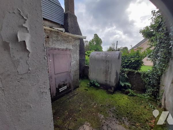 Immeuble à usage locatif de 4 lgts sur 3 niveaux : 
1 de type F1, 2  de type F2 et 1 de type F3