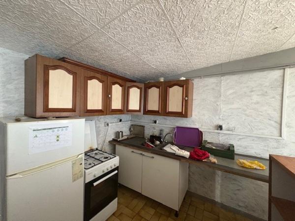 Maison
                                                                                                                                                                                                                                                                                                                        4 pièce(s)                                                                                                                                                                                                          2 chambre(s)                                                                                                                                                                                                          125  m²