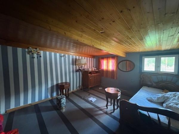 Maison
                                                                                                                                                                                                                                                                                                                        4 pièce(s)                                                                                                                                                                                                          2 chambre(s)                                                                                                                                                                                                          125  m²