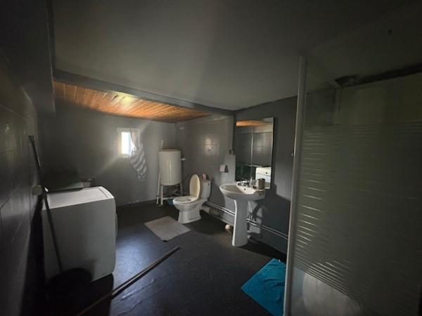 Maison
                                                                                                                                                                                                                                                                                                                        4 pièce(s)                                                                                                                                                                                                          2 chambre(s)                                                                                                                                                                                                          125  m²