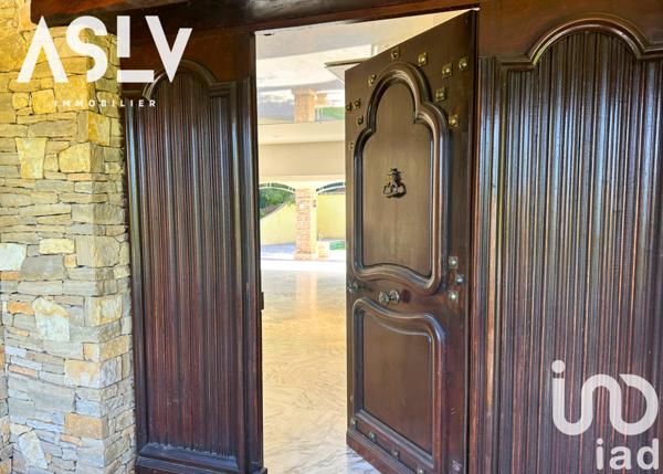 Maison à vendre 6 pièces 222 m² Six-Fours-les-Plages