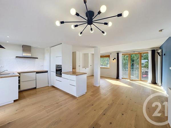 Appartement 4 Pièces à vendre  4 pièces - 79,59 m 2   FONTAINEBLEAU  - 77