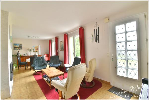 Dpt Indre (36), à vendre CHASSIGNOLLES maison 7 pièces