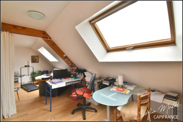 Dpt Indre (36), à vendre CHASSIGNOLLES maison 7 pièces