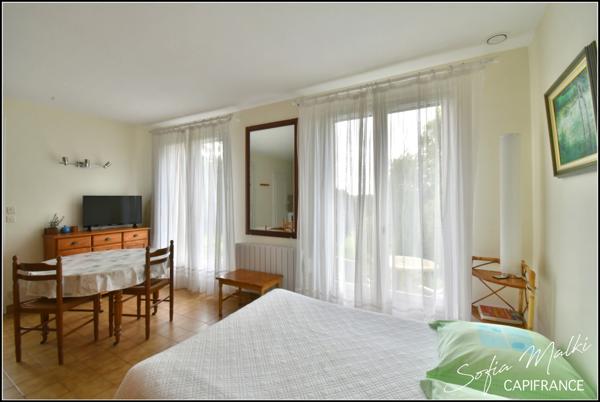 Dpt Indre (36), à vendre CHASSIGNOLLES maison 7 pièces