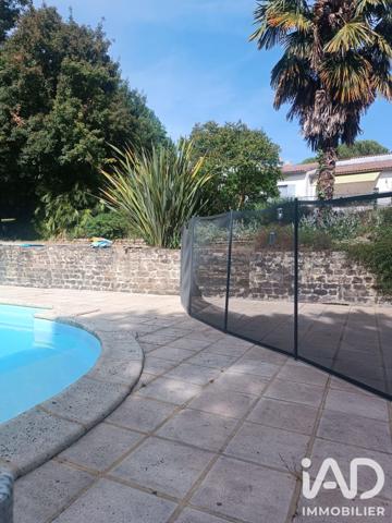 Maison à vendre 7 pièces 360 m² Niort