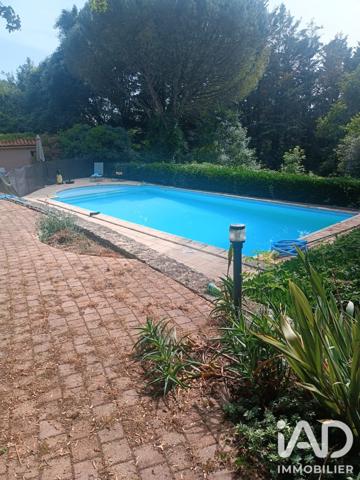 Maison à vendre 7 pièces 360 m² Niort