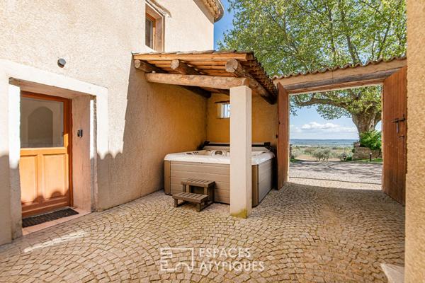Coup de coeur absolu ! Bastide du XVIIIe siècle et domaine d’exception au coeur du Luberon