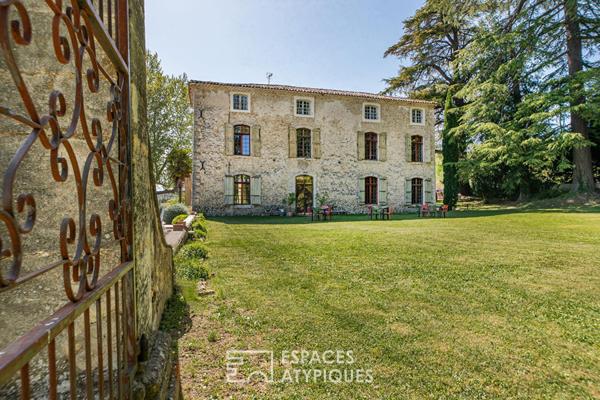 Coup de coeur absolu ! Bastide du XVIIIe siècle et domaine d’exception au coeur du Luberon