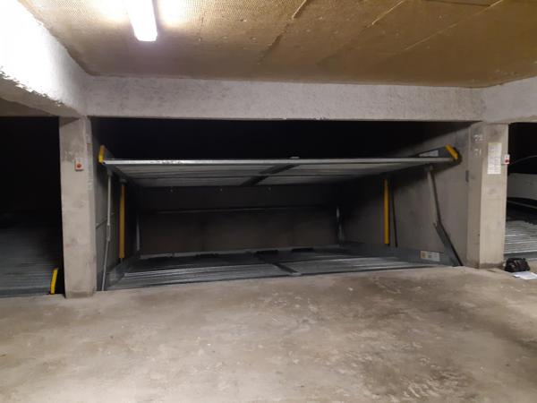 Parking · Location Seyssins (38180)